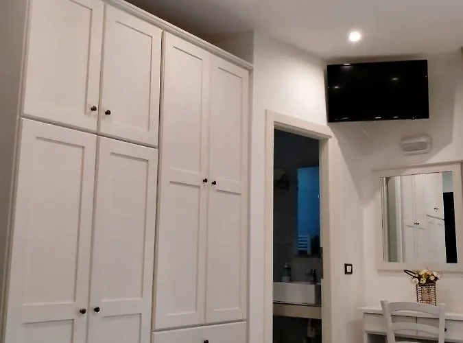 Ambrosiana 호텔 3*