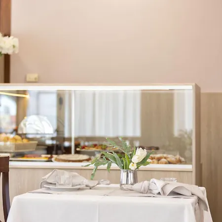 Ambrosiana Hotel