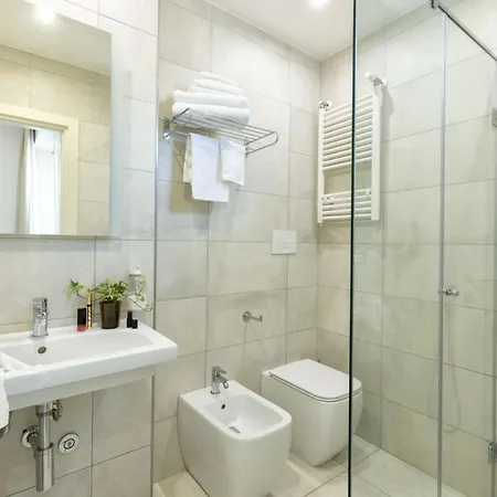Ambrosiana Hotel 3*